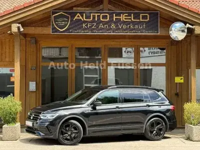 Gebraucht VW Tiguan Allspace R-line 150 PS (110 kW) 2022 Schwarz SUV