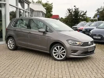 Gebraucht VW Golf VII Highline 150 PS (110 kW) 2016 Grau Limousine