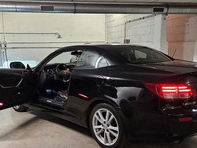 Gebraucht Lexus IS250 Luxury Line 208 PS (152 kW) 2010 Schwarz Cabrio
