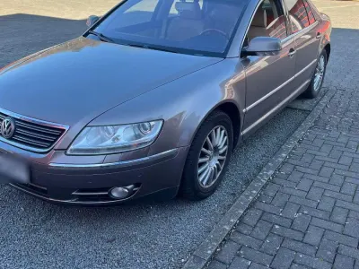Gebraucht VW Phaeton 225 PS (165 kW) 2006 Braun Limousine