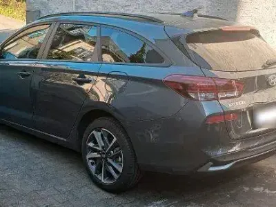 Gebraucht Hyundai i30 140 PS (102 kW) 2024 Grau Kombi
