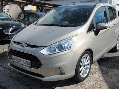 Beige Gebraucht 2016 Ford B-MAX Titanium Van / Kleinbus | 11.998 € (Fairer Preis)
