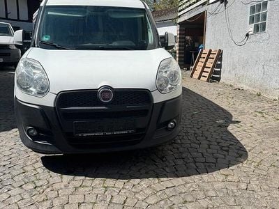 Usata Fiat Doblò 105 CV (77 kW) 2014 Bianco Monovolume