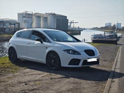 Usata Seat Leon CUPRA 355 CV (261 kW) 2009 Bianco Utilitaria