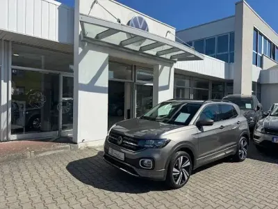 Gebraucht VW T-Cross United 95 PS (69 kW) 2021 Limestone grey metallic (metallic) SUV