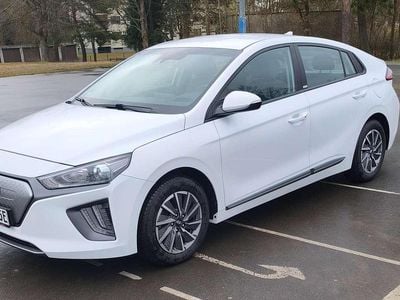 Gebraucht Hyundai Ioniq 100 kW (136 PS) 2021 Weiß Kleinwagen