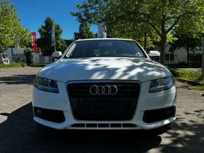 Gebraucht Audi A4 Ambiente 160 PS (117 kW) 2009 Weiß Kombi