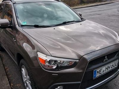 Gebraucht Mitsubishi ASX Intense 150 PS (110 kW) 2012 Braun SUV