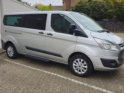 Gebraucht Ford Tourneo 155 PS (114 kW) 2014 Grau Van / Kleinbus