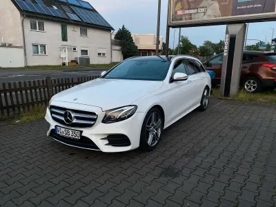 Gebraucht Mercedes E220 AMG line 194 PS (142 kW) 2016 Weiß Kombi