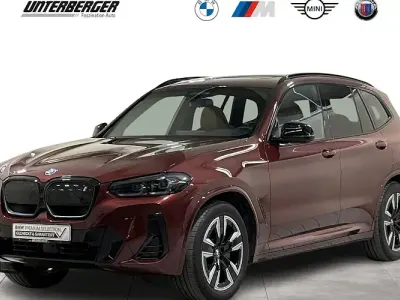 Begagnad BMW iX3 M Sport 210 kW (286 HK) 2023 Röd SUV