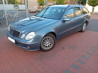 Mercedes E280