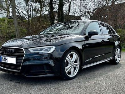 gebraucht Audi A3 Sportback 40 TFSI S-Line Sprtback - Quattro - 19 Zoll