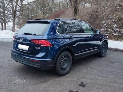Gebraucht VW Tiguan Comfortline 190 PS (139 kW) 2017 Blau SUV