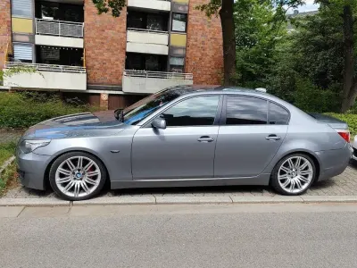 Gebraucht BMW 523 Performance 190 PS (139 kW) 2008 Grau Limousine