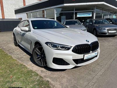 Gebraucht BMW 840 M Sport 333 PS (244 kW) 2021 Mineralweiss metallic Coupé