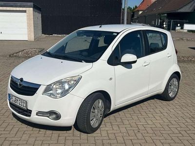 Opel Agila