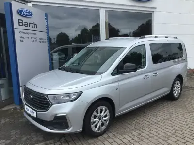 Gebraucht Ford Tourneo Connect Titanium 116 PS (85 kW) 2025 Silber Van / Kleinbus