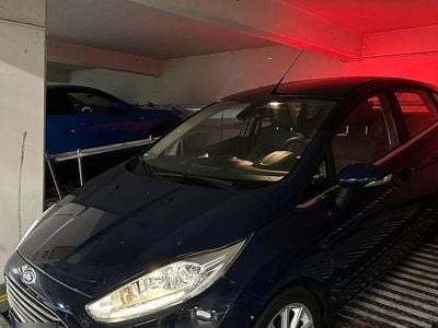 Gebraucht Ford Fiesta SYNC Edition 60 PS (44 kW) 2016 Blau Kleinwagen