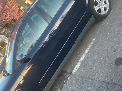 Gebraucht Audi A4 170 PS (125 kW) 2003 Blau Kombi