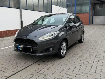 Gebraucht Ford Fiesta SYNC Edition 60 PS (44 kW) 2016 Grau Kleinwagen