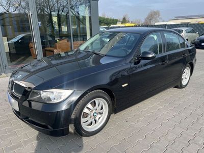 gebraucht BMW 320 320 Baureihe 3 Lim. i Navi PDC Tüv Neu