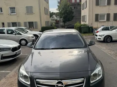 Gebraucht Opel Insignia 220 PS (161 kW) 2009 Grau Limousine