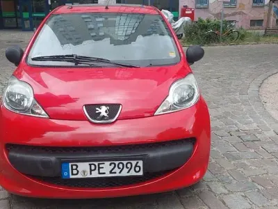 Occasion Peugeot 107 Urban Move 68 PK (50 kW) 2008 Rood Hatchback