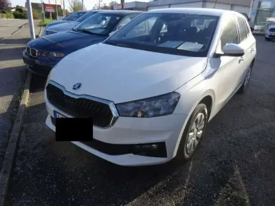 Gebraucht Skoda Fabia Selection 95 PS (69 kW) 2024 Candyweiss Kleinwagen