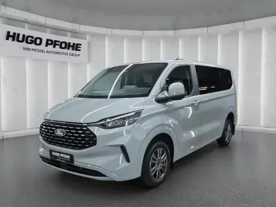 Gebraucht Ford Tourneo Custom Titanium 136 PS (100 kW) 2025 Grau Van