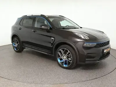 Second-hand Lynk & Co 01 197 CP (144 kW) 2022 Negru SUV
