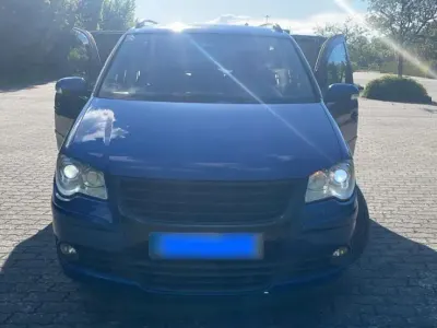 Gebraucht VW Touran Sport 140 PS (102 kW) 2009 Blau Van / Kleinbus