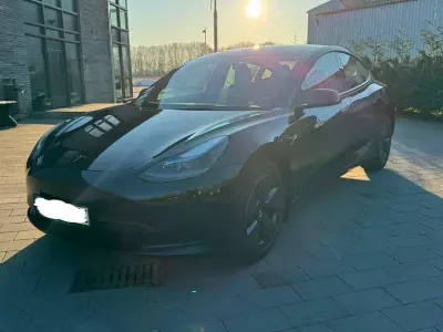 Gebraucht Tesla Model 3 Standard Range Plus 208 kW (283 PS) 2022 Schwarz Limousine