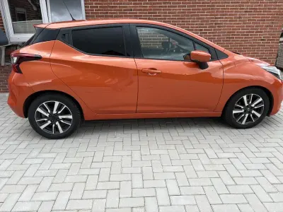 Gebraucht Nissan Micra Acenta 90 PS (66 kW) 2017 Orange Kleinwagen