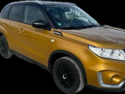 Gebraucht Suzuki Vitara Comfort 111 PS (81 kW) 2019 Gold SUV