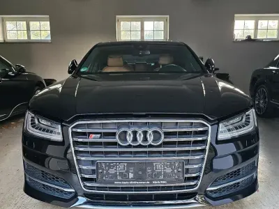 Gebraucht Audi S8 Sport 519 PS (381 kW) 2017 Schwarz Limousine