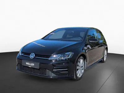 Gebraucht VW Golf VII R-line 125 PS (91 kW) 2018 Schwarz (schwarz) Limousine