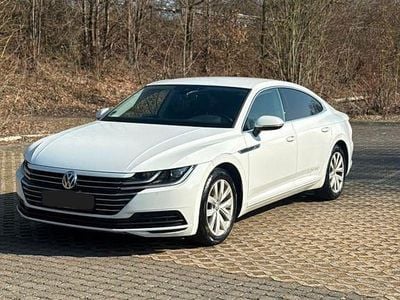 Gebraucht VW Arteon 150 PS (110 kW) 2019 Weiß Kleinwagen