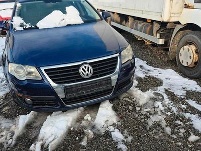 Gebraucht VW Passat 140 PS (102 kW) 2008 Blau Kombi