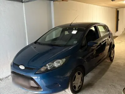 Usata Ford Fiesta 82 CV (60 kW) 2009 Blu Utilitaria