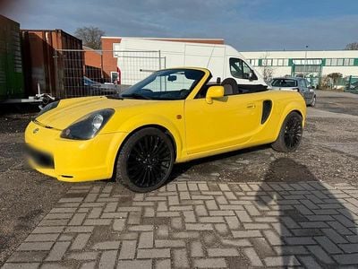 Gebraucht Toyota MR2 Sport 140 PS (102 kW) 2000 Gelb Cabrio