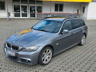 gebraucht BMW 330 E91 d M-Paket / Standheizung / Allrad / Panoramadach