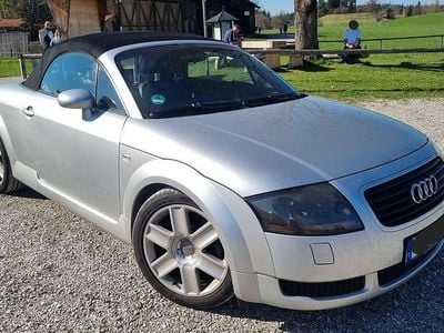 Gebraucht Audi TT Roadster 179 PS (131 kW) 2000 Silber Cabrio