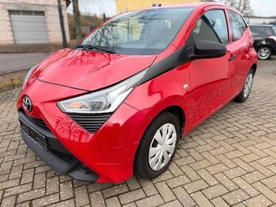 Gebraucht Toyota Aygo 72 PS (52 kW) 2021 Rot Kleinwagen