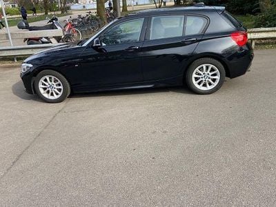Gebraucht BMW 118 M Sport 136 PS (100 kW) 2017 Saphirschwarz metallic Kleinwagen