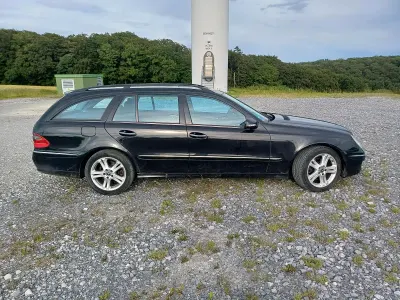 Gebraucht Mercedes E320 Avantgarde 224 PS (164 kW) 2009 Schwarz Kombi