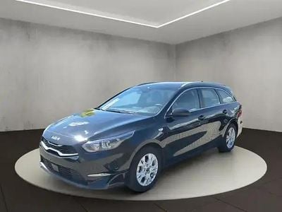 Gebraucht Kia Ceed 140 PS (102 kW) 2025 Black pearl Kleinwagen