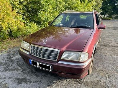 Mercedes C200