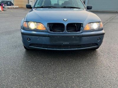 BMW 318