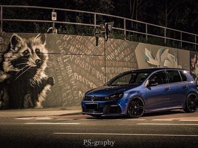 Usata VW Golf VI R 271 CV (199 kW) 2011 Blu Utilitaria